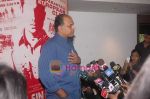 Ashutosh Gowariker at Khelein Hum Jee Jaan Sey theatrical trailor launch in Film City on 12th Oct 2010 (13).JPG